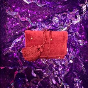 SÉZANE NWOT Burgundy Red Tasseled Velvet Jewelry Organizer